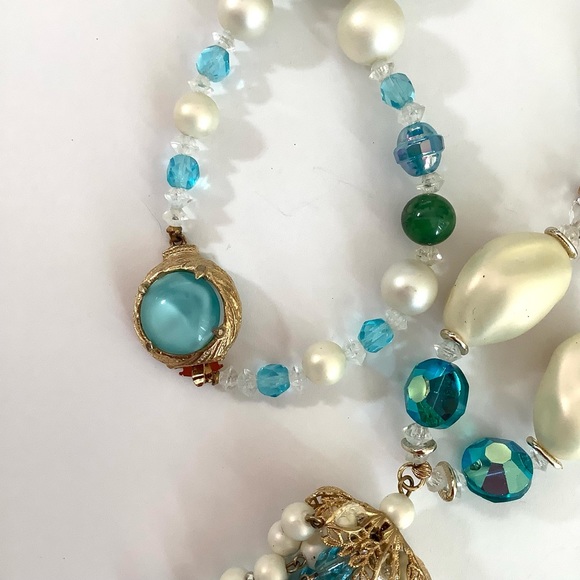 Vintage pearl and rhinestone tassel necklace with box clasp - Picture 5 of 7